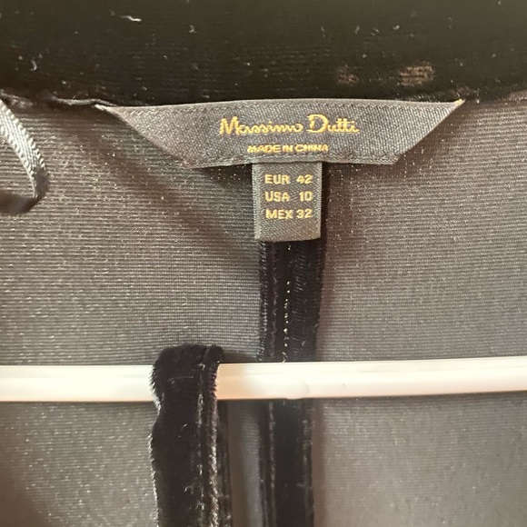 Long black velvet dress with gold buttons and belt - Picture 2 of 5